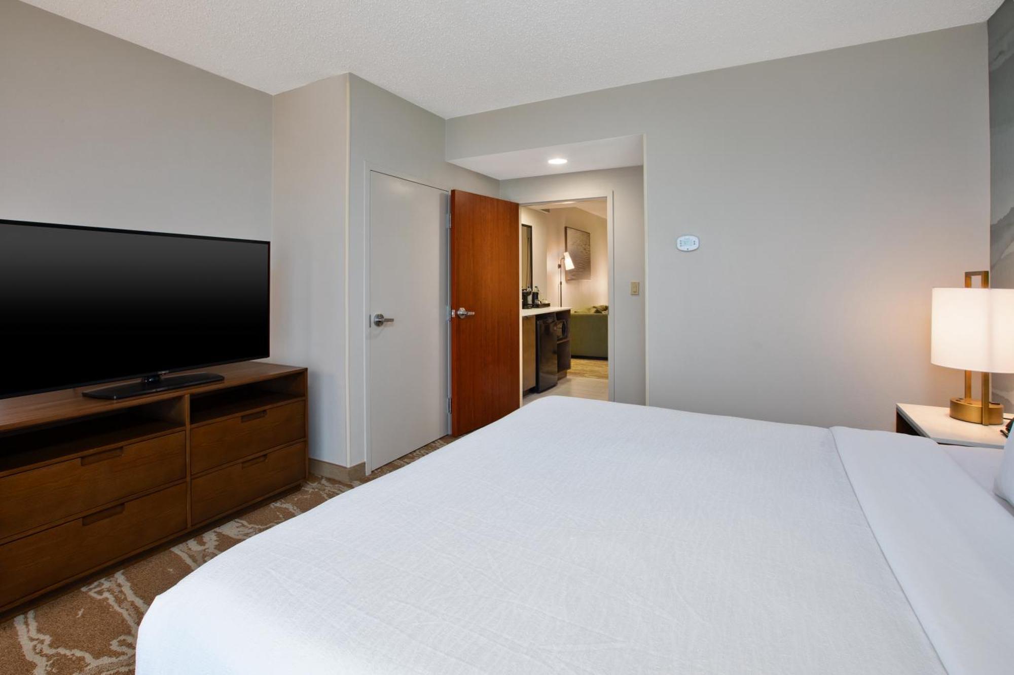 Embassy Suites San Marcos Hotel Conference Center Ngoại thất bức ảnh