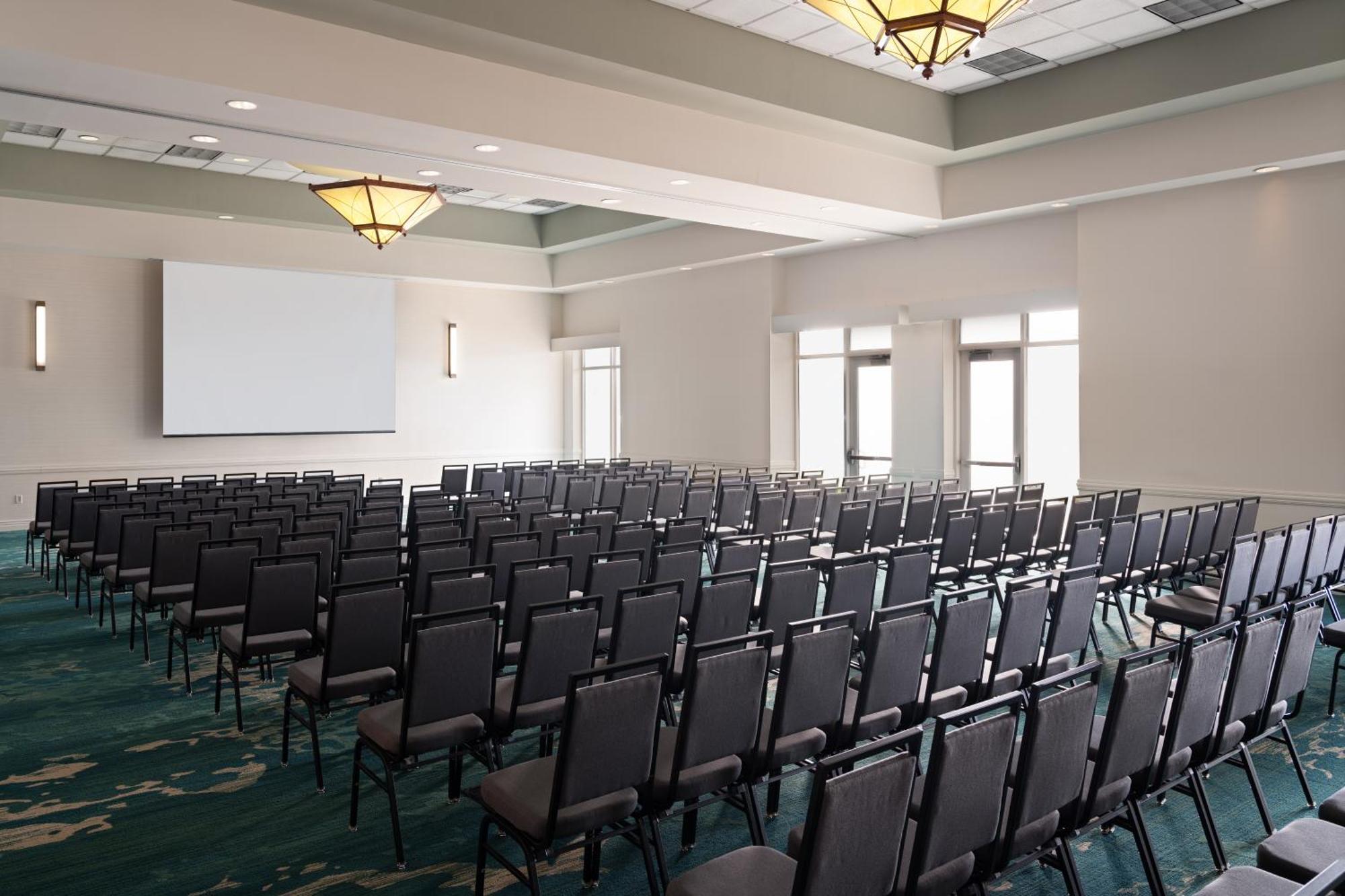Embassy Suites San Marcos Hotel Conference Center Ngoại thất bức ảnh